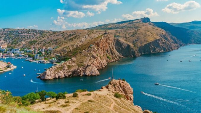A,Picturesque,Panorama,Of,The,Balaclava,View,With,Yachts,And