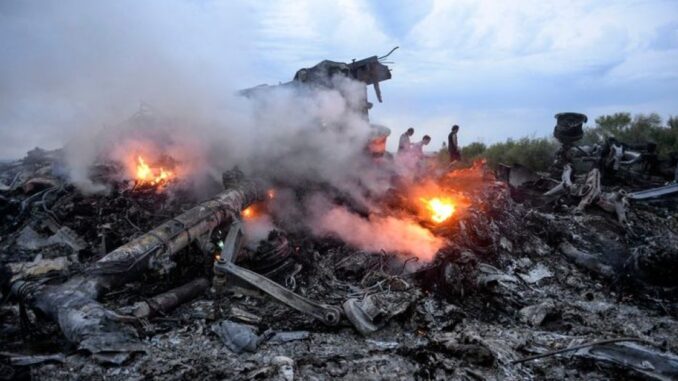 Боїнг 777” на рейсі MH-17.