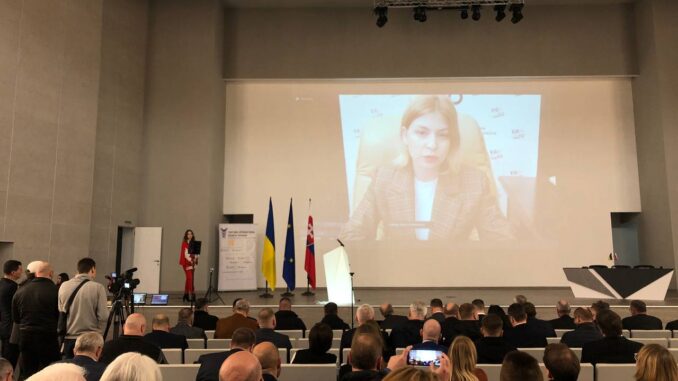 Slovatskyj-ta-ukrayinskyj-biznes-obgovoryuyut-partnerstvo9