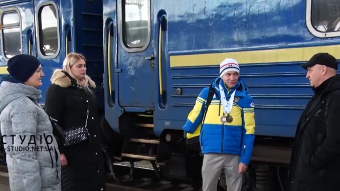 М студіо