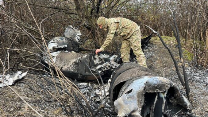 Національна Поліція Закарпаття На Закарпатті знешкодили залишки російської ракети з боєкомплектом (фото/відео)