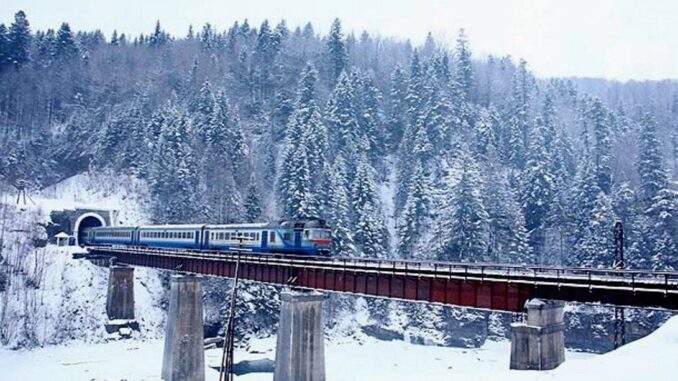 photo_2024-12-27_11-34-17 Укрзалізниця додала вагони до трьох поїздів на Закарпаття_Ужгород24